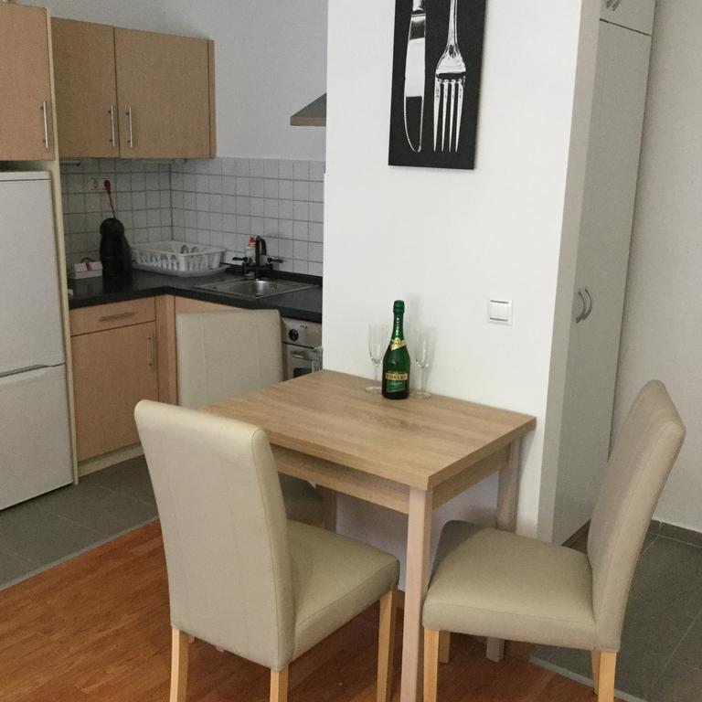 Adam'S Apartment And Free Parking Budapest Extérieur photo