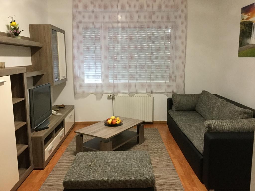 Adam'S Apartment And Free Parking Budapest Extérieur photo