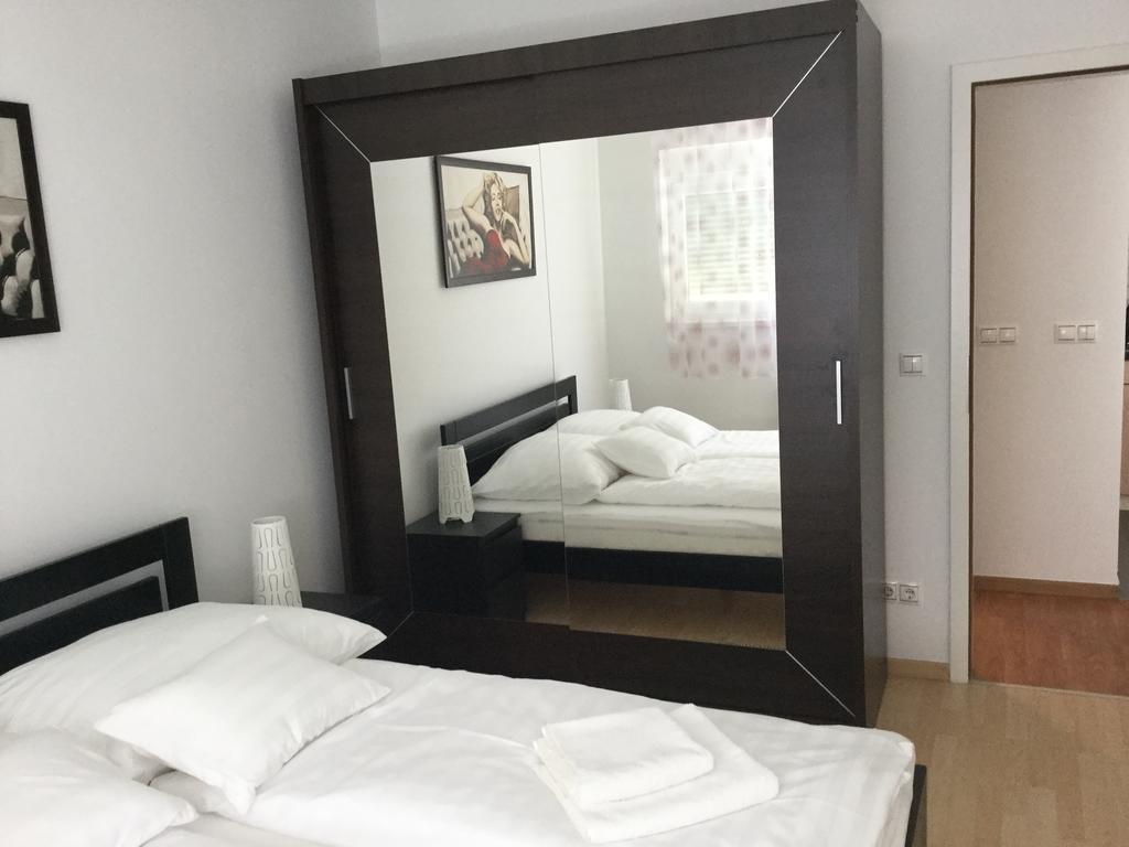 Adam'S Apartment And Free Parking Budapest Extérieur photo